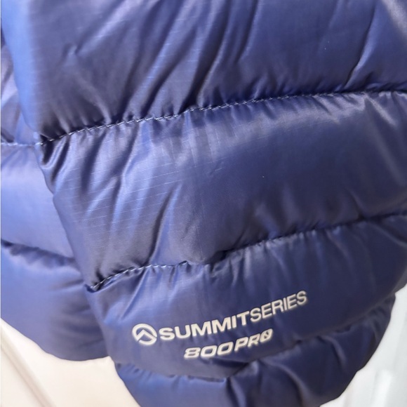 The North Face Mens Vibrant Blue Puffer Coat - Picture 2 of 4